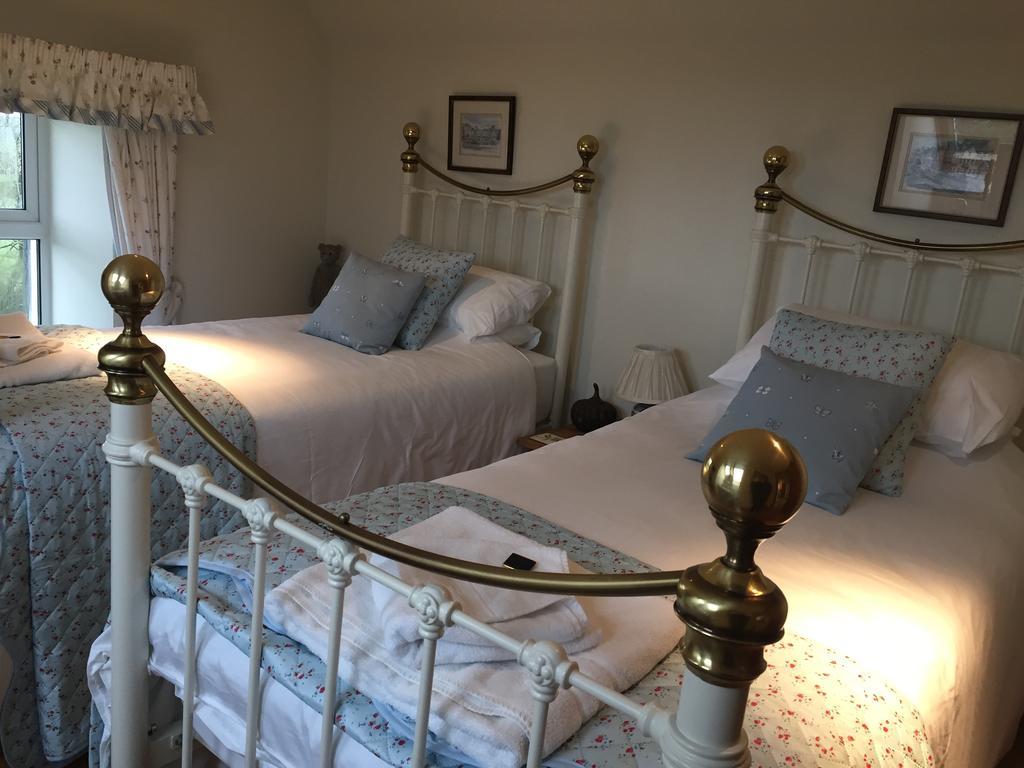 Bed and Breakfast Melorne Farm Кэмелфорд Номер фото