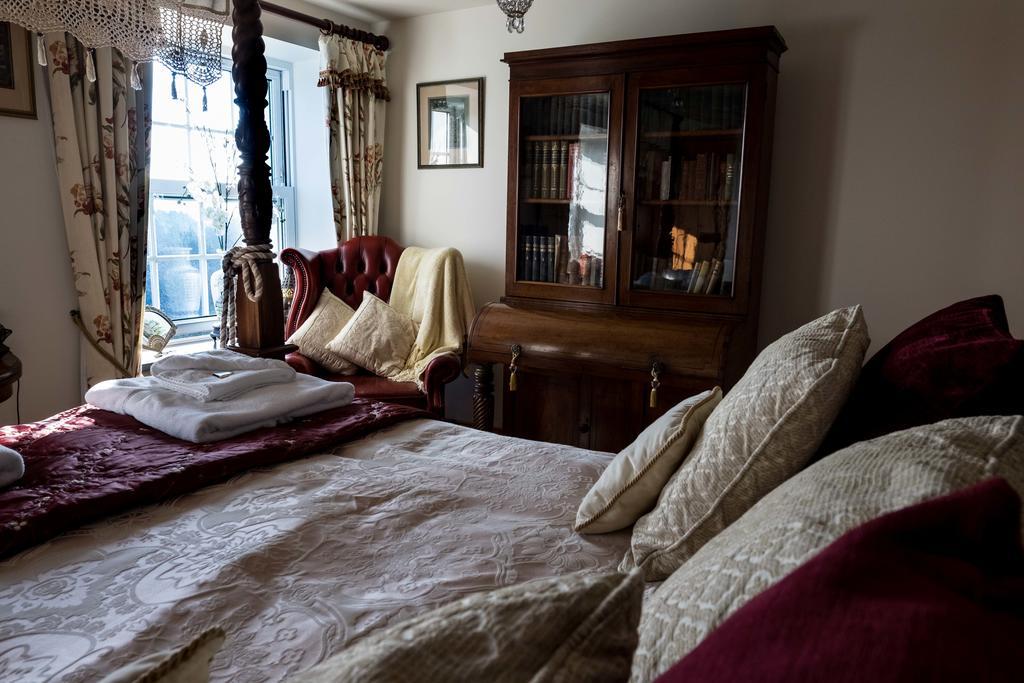 Bed and Breakfast Melorne Farm Кэмелфорд Экстерьер фото