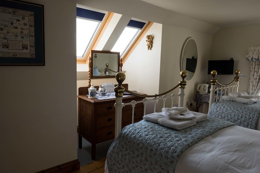 Bed and Breakfast Melorne Farm Кэмелфорд Экстерьер фото