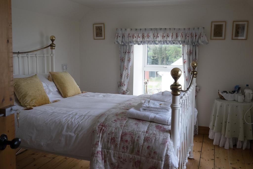Bed and Breakfast Melorne Farm Кэмелфорд Экстерьер фото